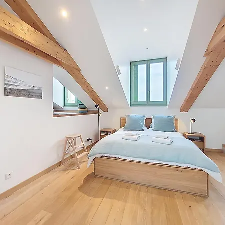 S10 Staywizus - Duplex 3 Bdr Ac Wifi Balcony 10 Mins * Nice