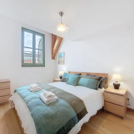 S10 Staywizus - Duplex 3 Bdr Ac Wifi Balcony 10 Mins
