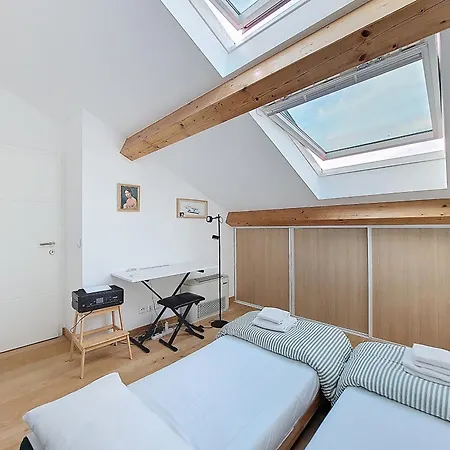 Lägenhet S10 Staywizus - Duplex 3 Bdr Ac Wifi Balcony 10 Mins